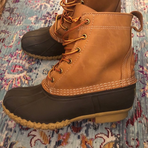 L.L. Bean Boots 8 W - Picture 2 of 3